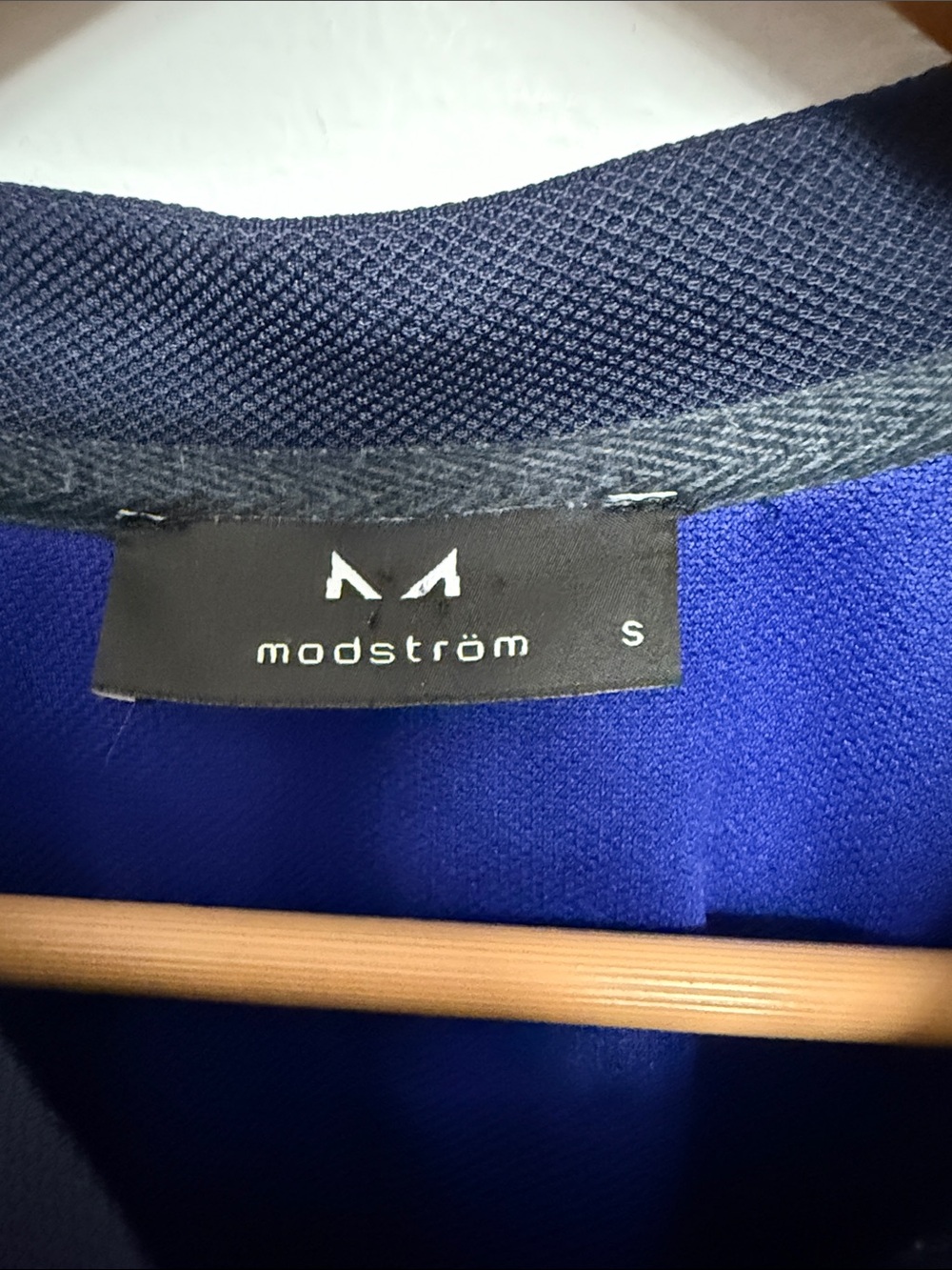 Modstrom Color Block Top - Picture 2 of 4